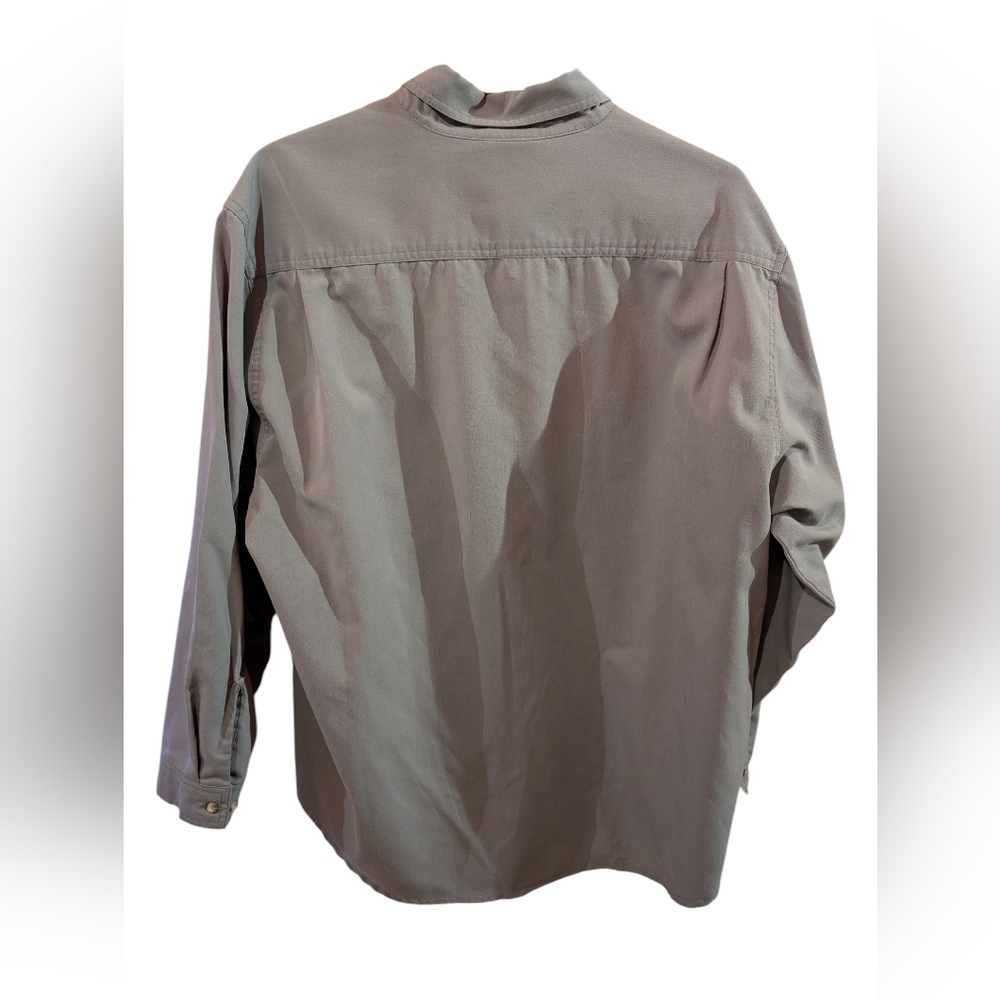 2/22$ Men's Gray Button-Up Shirt - Picture 2 of 4